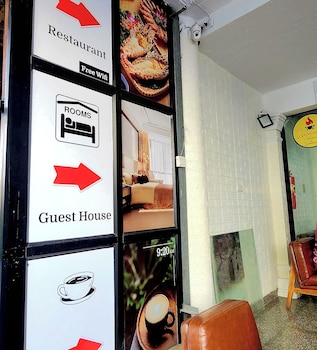 Burning Flame Hotel,,3 star