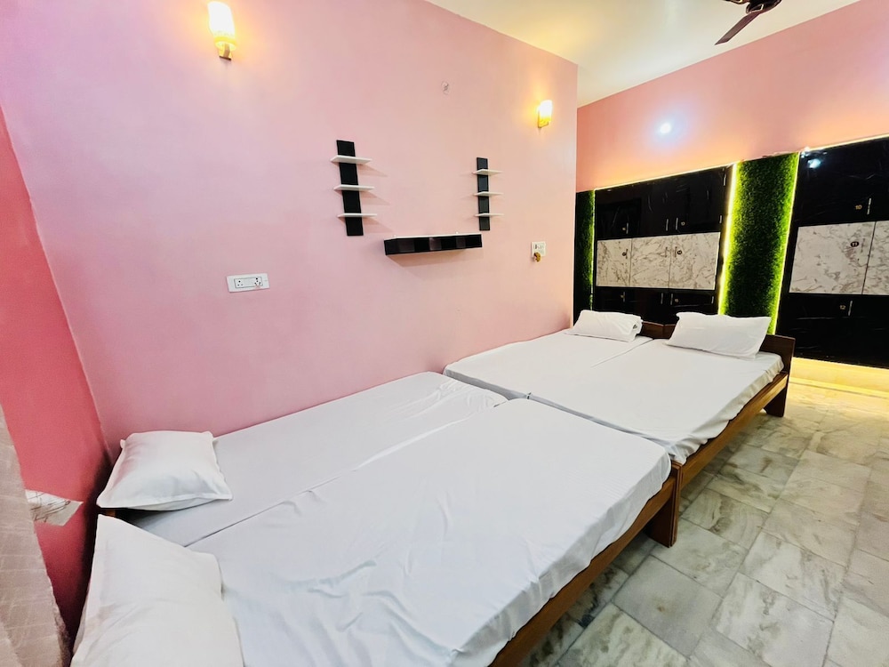 rudraksh inn