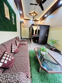 rudraksh inn