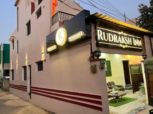 Rudraksh Inn,,2 star