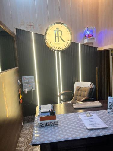 Rudraksh Inn,,2 star