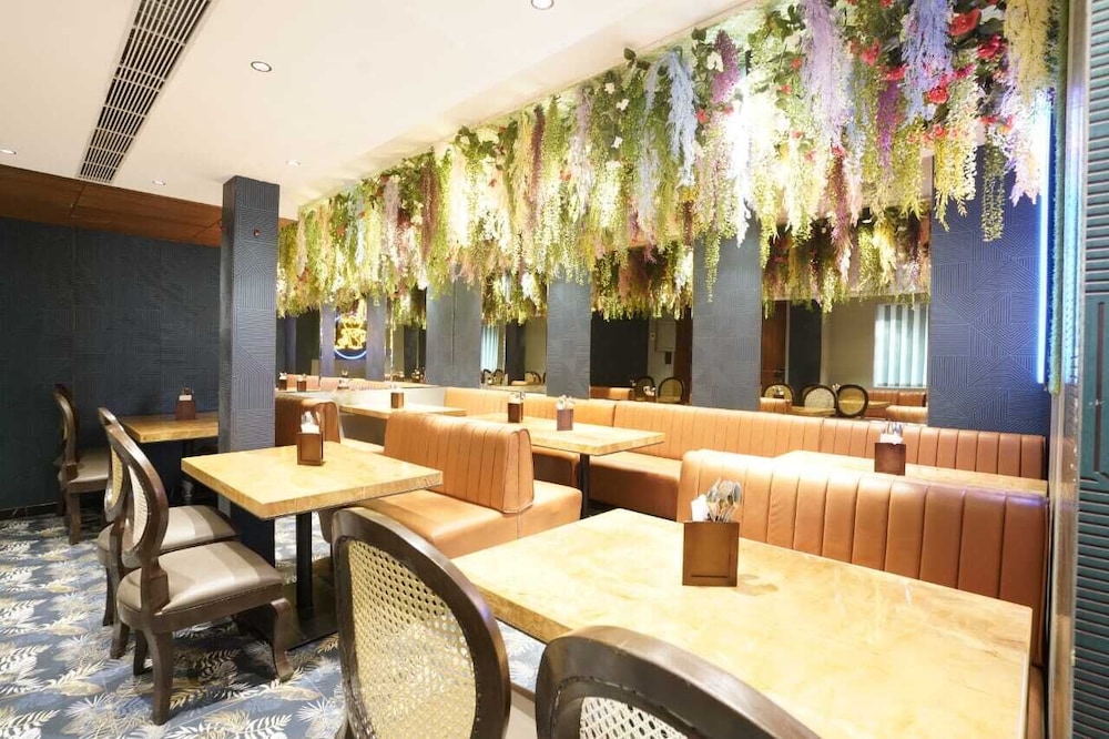 ammas palace hotel