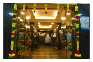 hotel sr tiruchendur