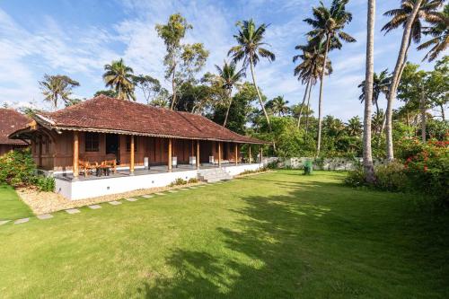 deshadans tarangi beach villas marari