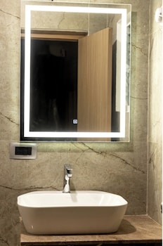 hacana millenium hotel