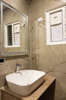 hacana millenium hotel
