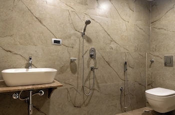 hacana millenium hotel