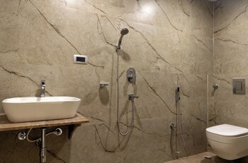 hacana millenium hotel