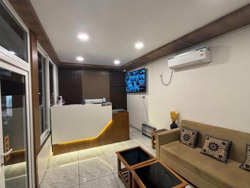 the ashoka hotels and resorts