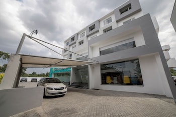 hotel visakka palani