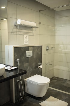 hotel visakka palani