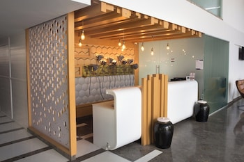 hotel visakka palani