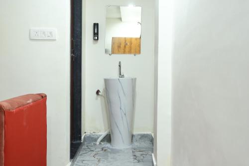 the rajputana palace