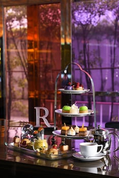 renaissance bangkok ratchaprasong hotel