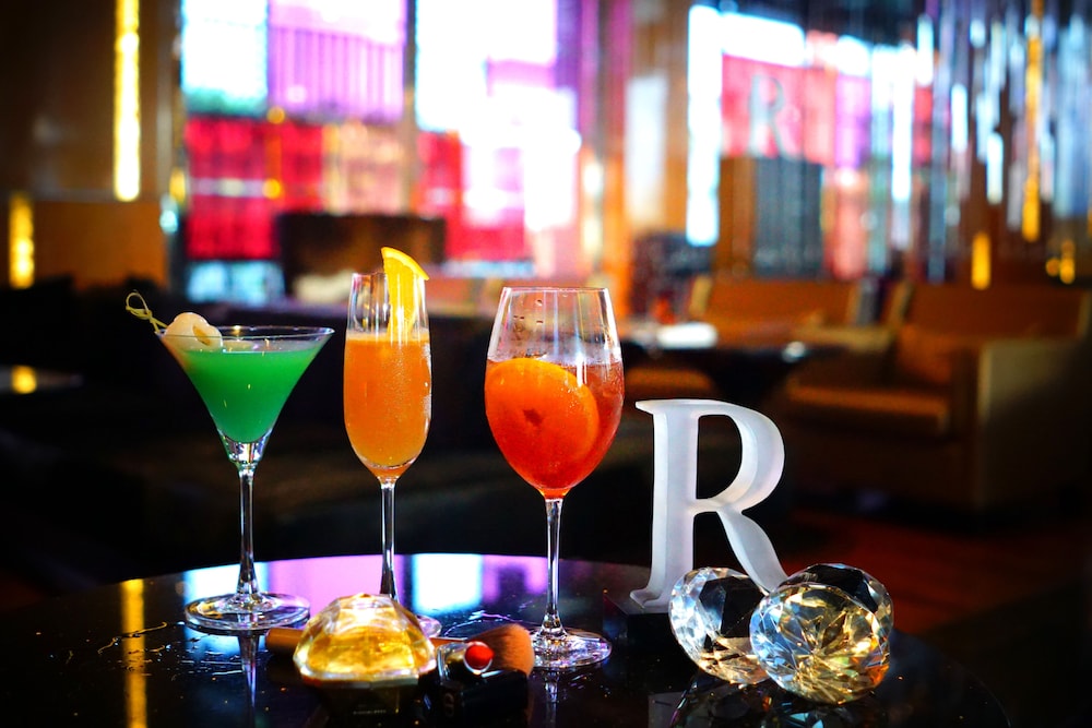 renaissance bangkok ratchaprasong hotel