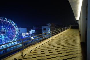 the manohar hotel budaun