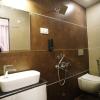 the manohar hotel budaun