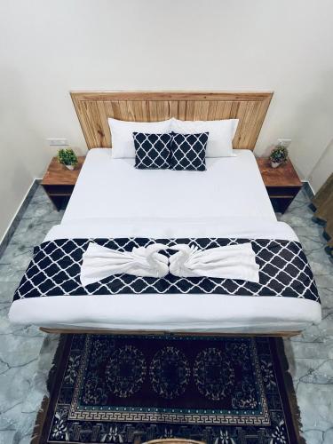 Ahava-Kasol Riverside Cafe & Cottage,,4 star