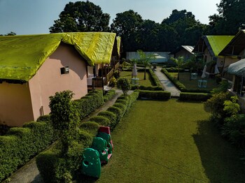 corbett cottage resort