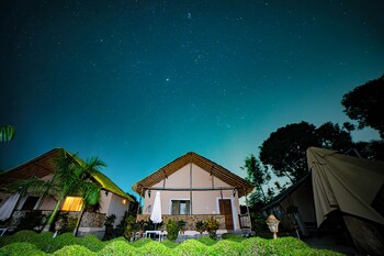 corbett cottage resort