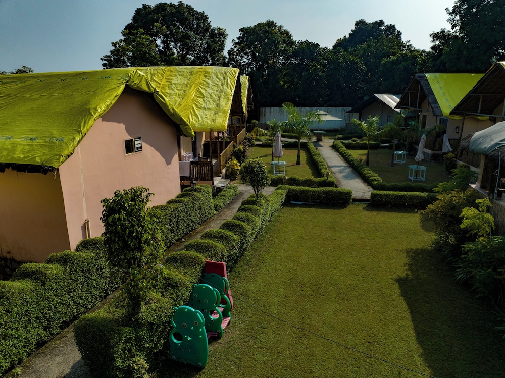 corbett cottage resort