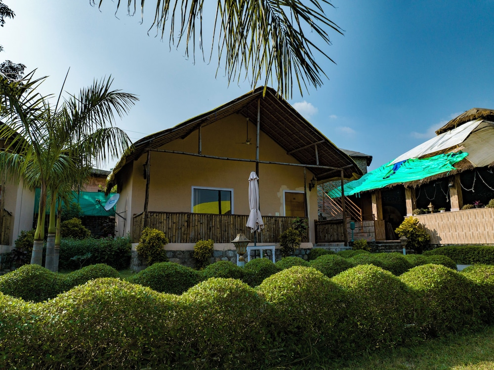 corbett cottage resort