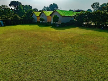 corbett cottage resort