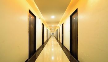 hotel airport plaza bhilwara