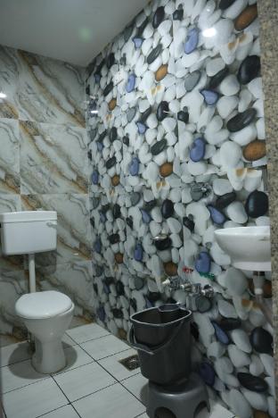 hotel aaram kalupur
