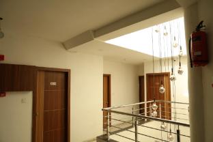 hotel aaram kalupur