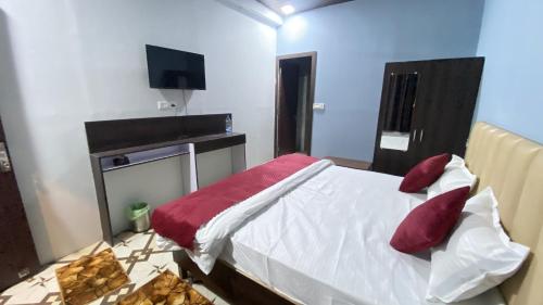 Dharohar Homestay,,2 star