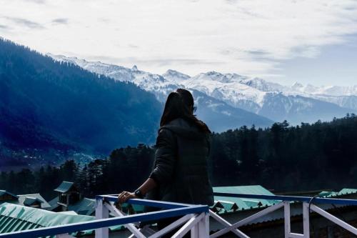oak land house manali