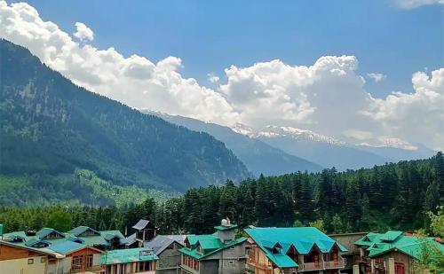 oak land house manali
