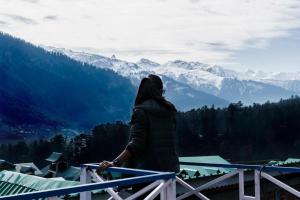 oak land house manali