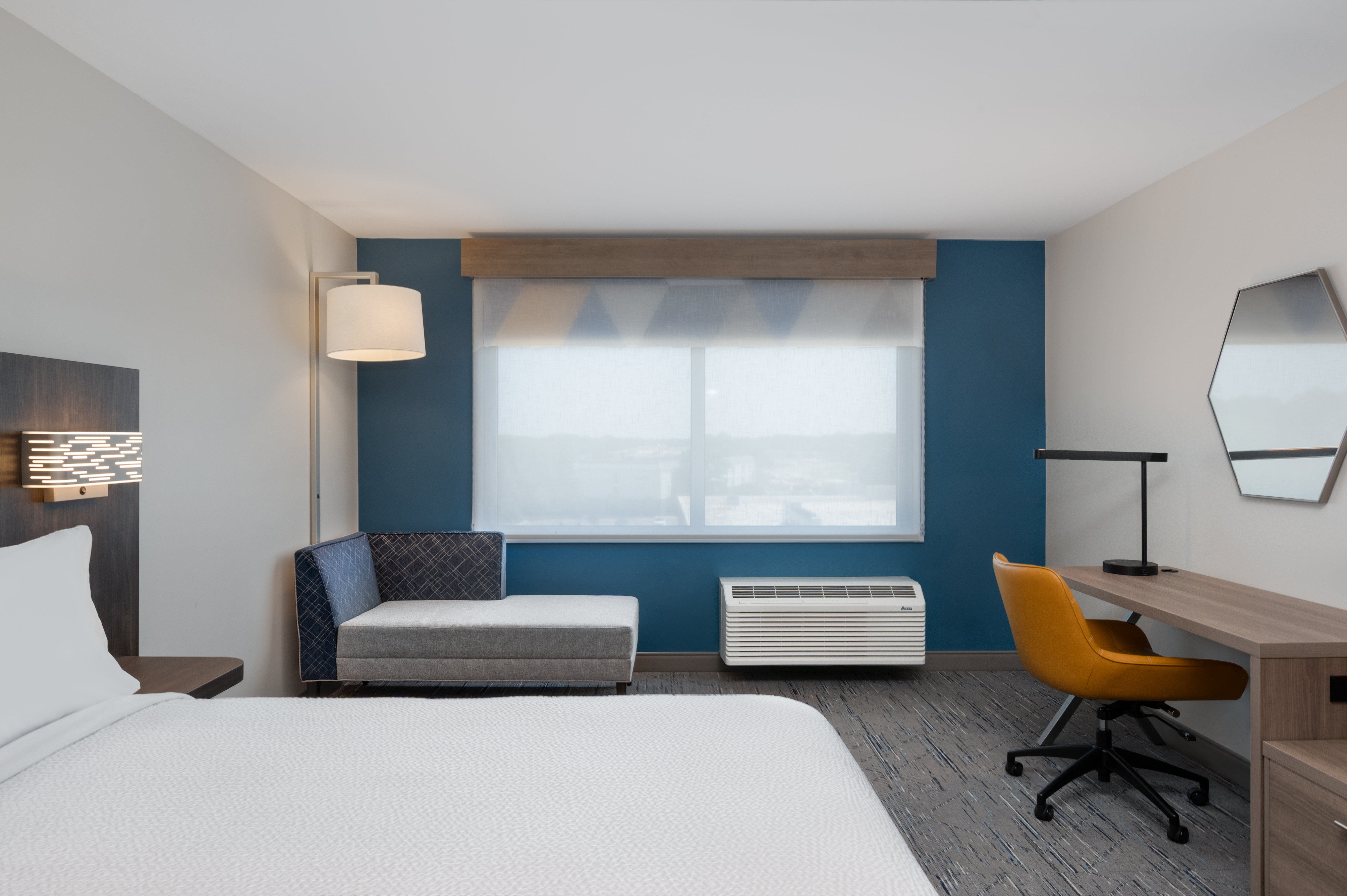 holiday inn express and suites stevensville benton harbor by ihg