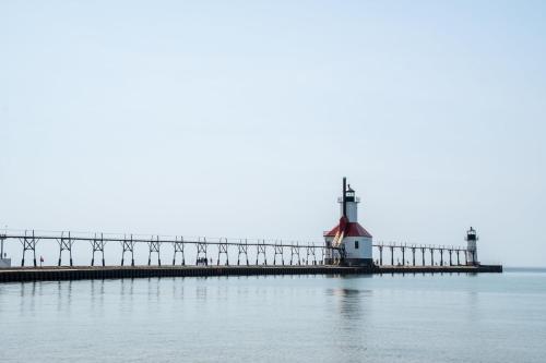 holiday inn express and suites stevensville benton harbor by ihg