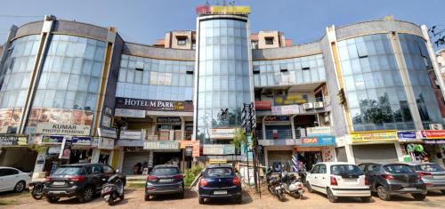 hotel m park gadhinagar