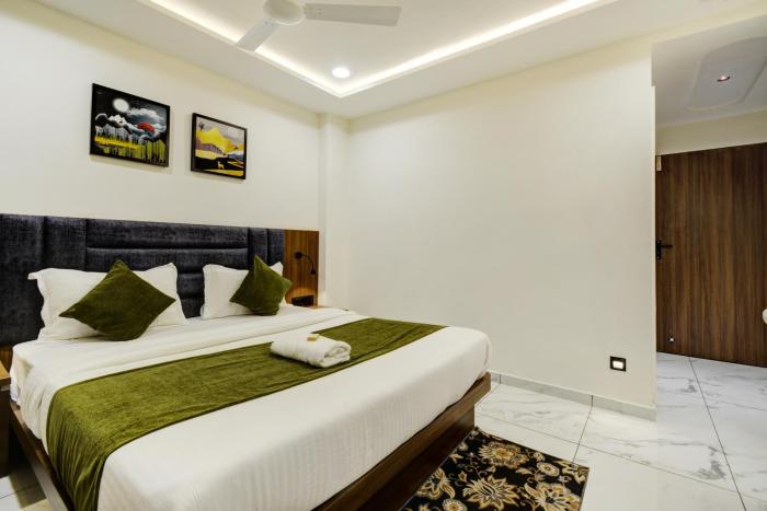 hotel m park gadhinagar