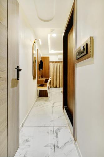 hotel m park gadhinagar