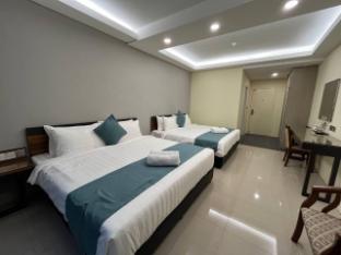 viva hotel kuching waterfront
