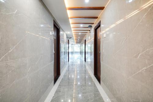 Townhouse Redmoon Suites,,4 star