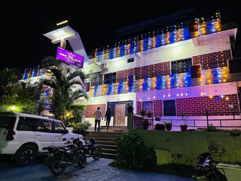 hotel ssr palace mount abu