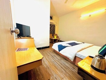 hotel ssr palace mount abu