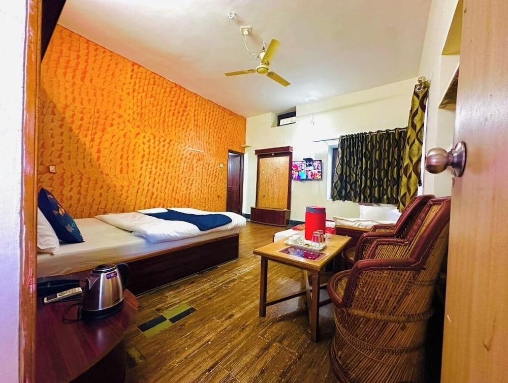 hotel ssr palace mount abu