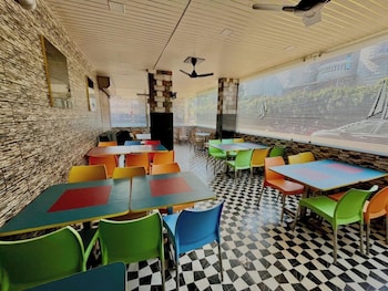hotel ssr palace mount abu