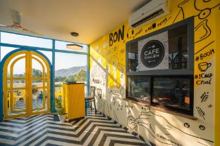 shalom backpackers jaipur