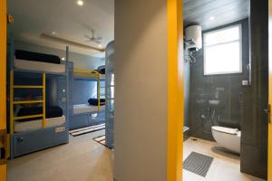 shalom backpackers jaipur