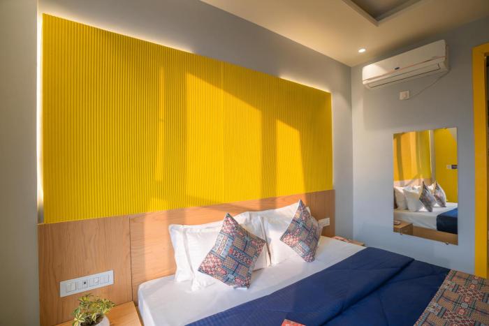 shalom backpackers jaipur