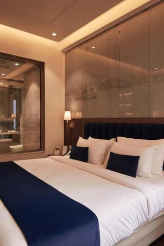 rudraksh the hotel