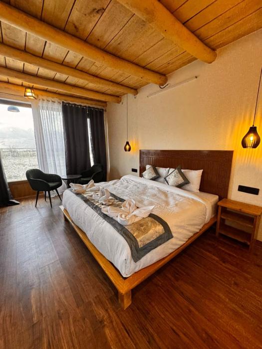 yeti resort hunder